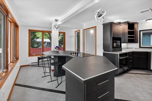 434 Berwyn Drive, Madison, WI 53711