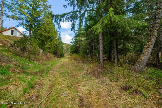 20308 E Canary Creek Road, Cataldo, ID 83810