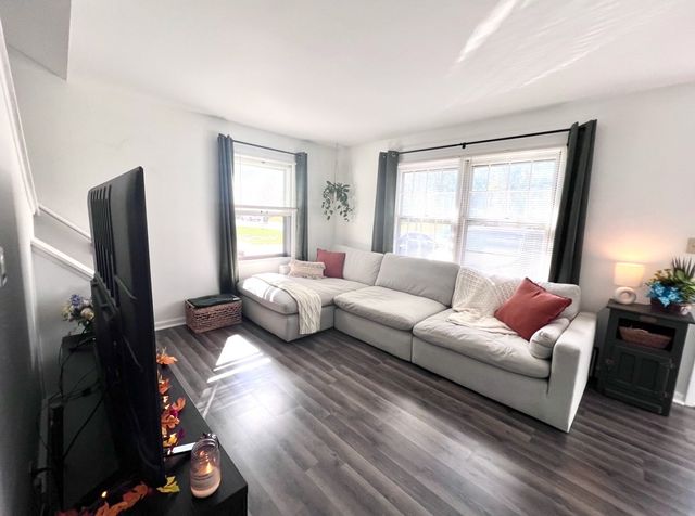 2613 Hawthorne Drive, Bettendorf, IA 52722