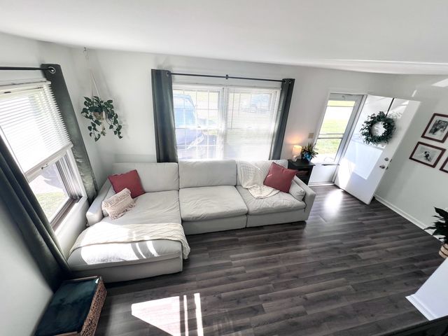 2613 Hawthorne Drive, Bettendorf, IA 52722