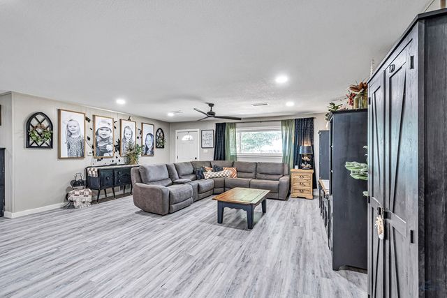 201 Flowers Rd, Big Spring, TX 79720