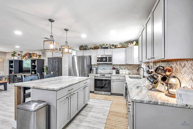 201 Flowers Rd, Big Spring, TX 79720