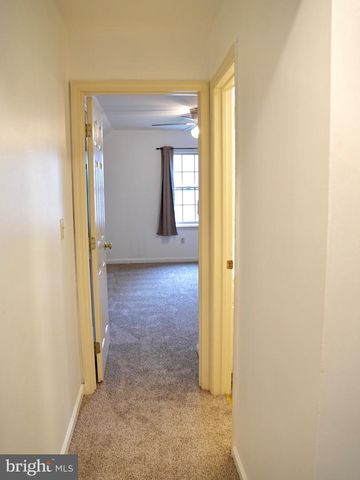 69 ENGLISH DR, Palmyra, PA 17078