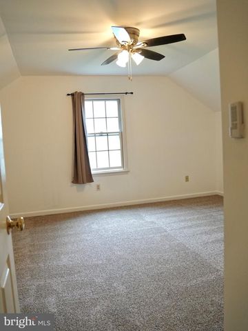 69 ENGLISH DR, Palmyra, PA 17078