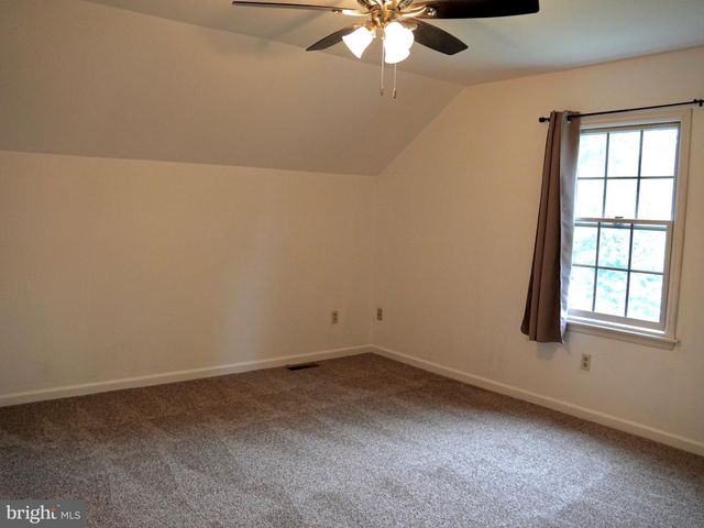 69 ENGLISH DR, Palmyra, PA 17078