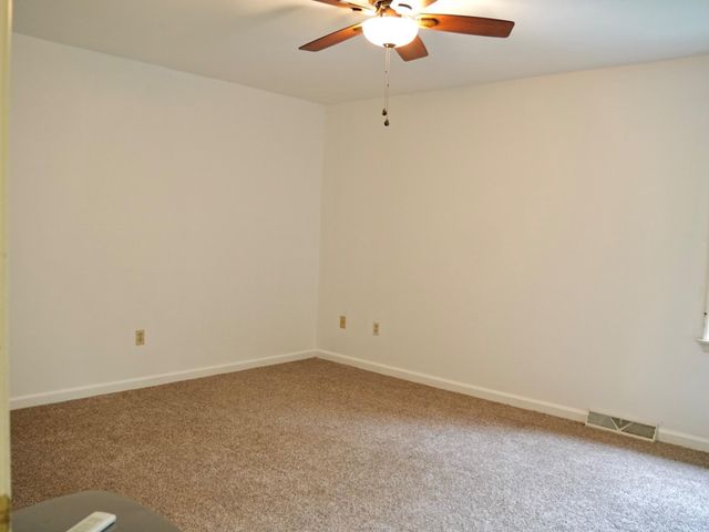 69 ENGLISH DR, Palmyra, PA 17078