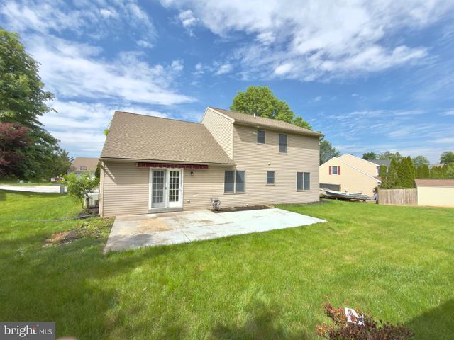 69 ENGLISH DR, Palmyra, PA 17078