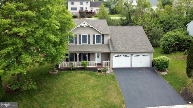 69 ENGLISH DR, Palmyra, PA 17078