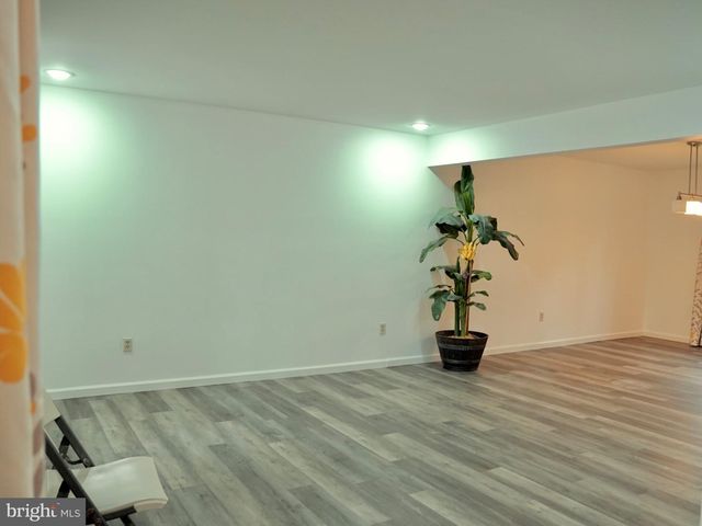 69 ENGLISH DR, Palmyra, PA 17078