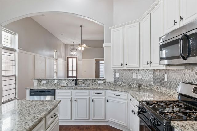 9949 OBAN DR, Cordova, TN 38016