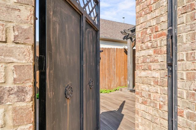 9949 OBAN DR, Cordova, TN 38016