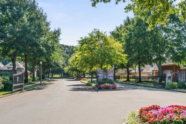 9949 OBAN DR, Cordova, TN 38016