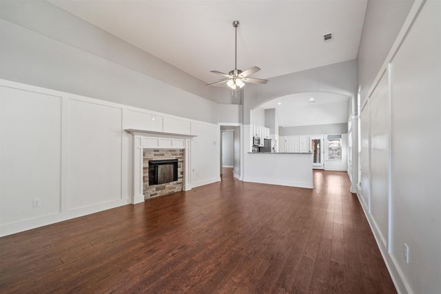 9949 OBAN DR, Cordova, TN 38016