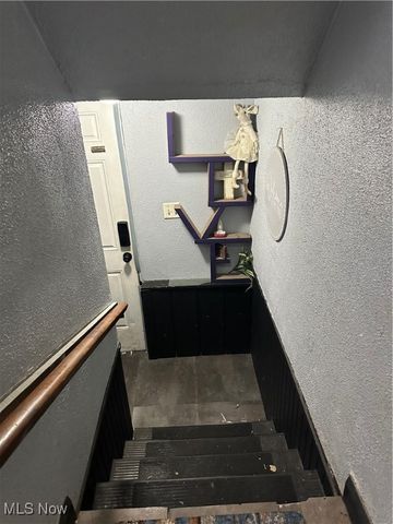 3268 Sheridan Road, Youngstown, OH 44502