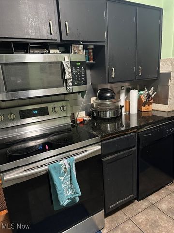 3268 Sheridan Road, Youngstown, OH 44502