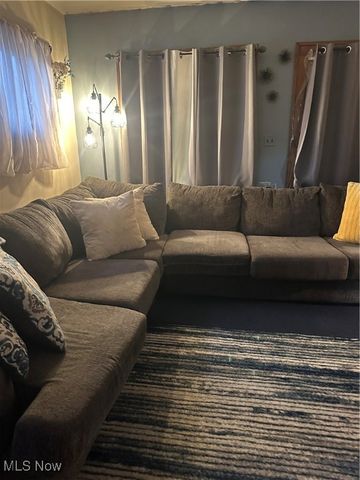 3268 Sheridan Road, Youngstown, OH 44502