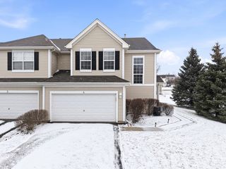 1462 Legacy Drive 315-4, Dekalb, IL 60115