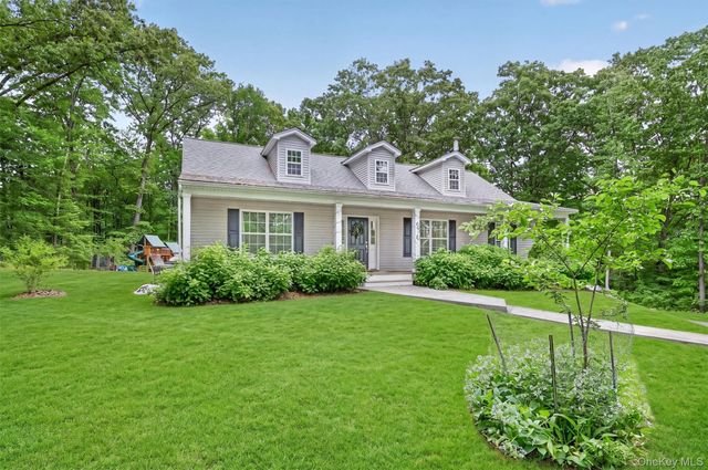 636 Gardnertown Road, Newburgh, NY 12550