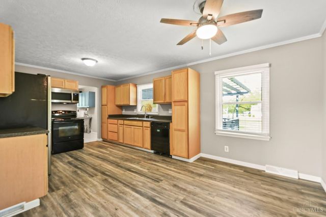 100 Arcadia Drive, Middletown, OH 45042