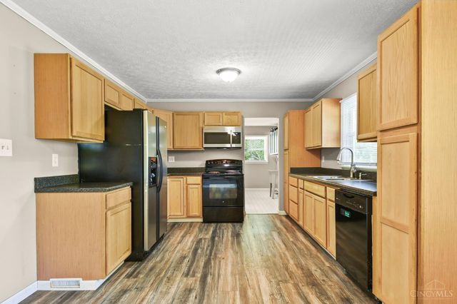 100 Arcadia Drive, Middletown, OH 45042