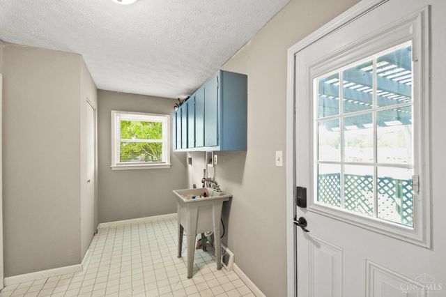 100 Arcadia Drive, Middletown, OH 45042