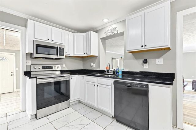 307 Elizabeth Lane, Griffin, GA 30223