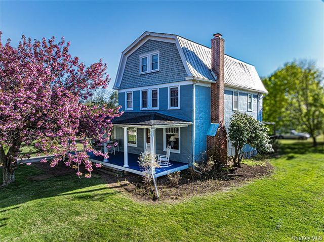 630 New Suffolk Road, Cutchogue, NY 11935