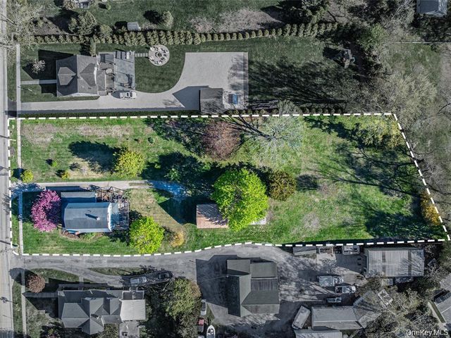 630 New Suffolk Road, Cutchogue, NY 11935