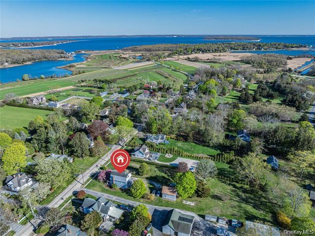 630 New Suffolk Road, Cutchogue, NY 11935