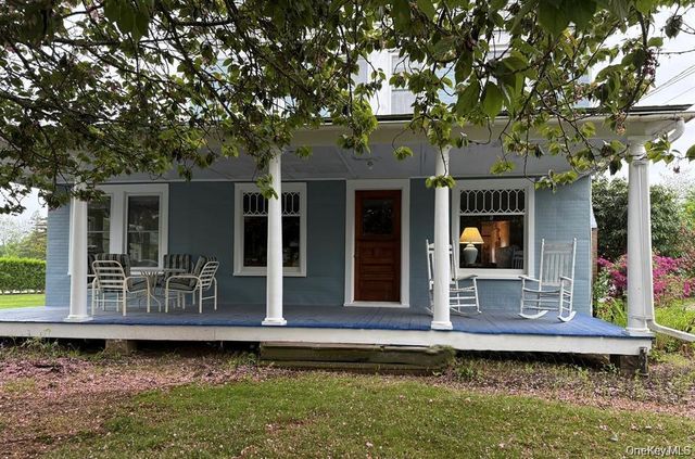 630 New Suffolk Road, Cutchogue, NY 11935