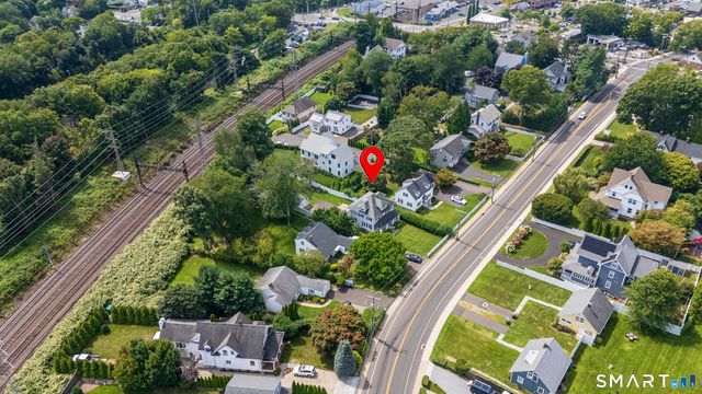 223 West Avenue, Darien, CT 06820