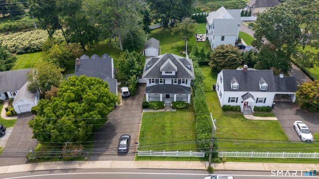 223 West Avenue, Darien, CT 06820