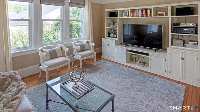 223 West Avenue, Darien, CT 06820