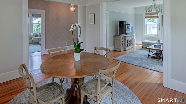 223 West Avenue, Darien, CT 06820
