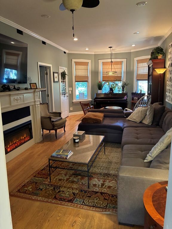 5381 N Bowmanville Avenue, Chicago, IL 60625 — photo 3