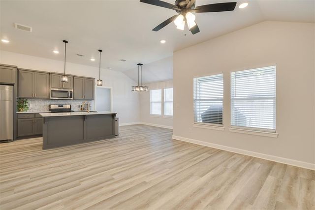 601 Blue Fish Road, Norman, OK 73069