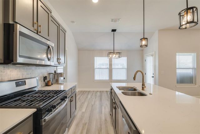 601 Blue Fish Road, Norman, OK 73069