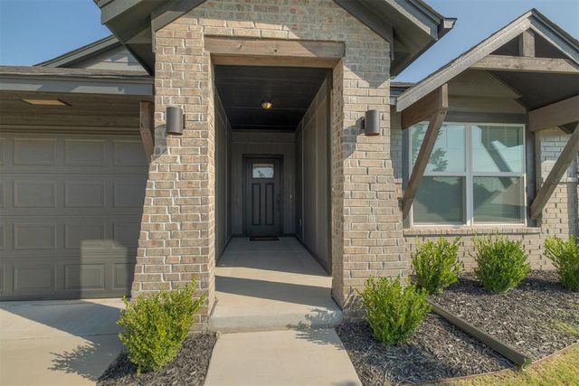 601 Blue Fish Road, Norman, OK 73069