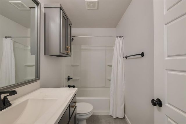 601 Blue Fish Road, Norman, OK 73069