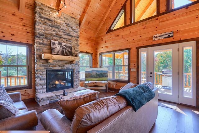 8301 Voris Road, Logan, OH 43138