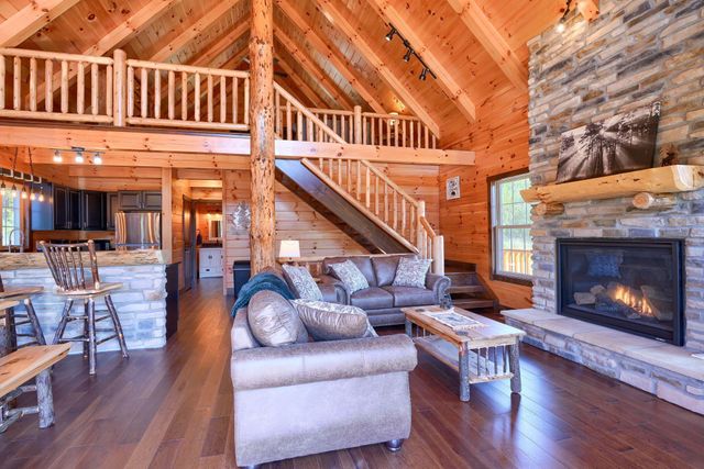 8301 Voris Road, Logan, OH 43138