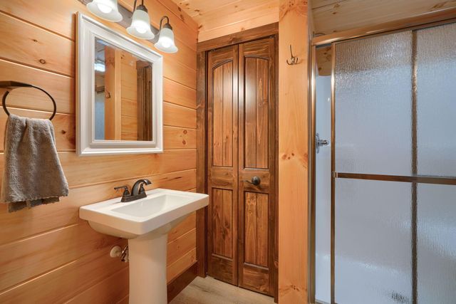 8301 Voris Road, Logan, OH 43138