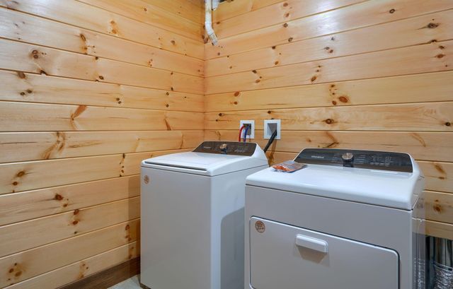 8301 Voris Road, Logan, OH 43138