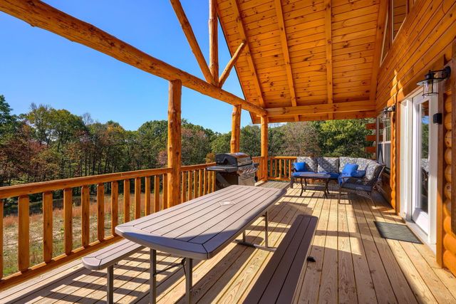 8301 Voris Road, Logan, OH 43138