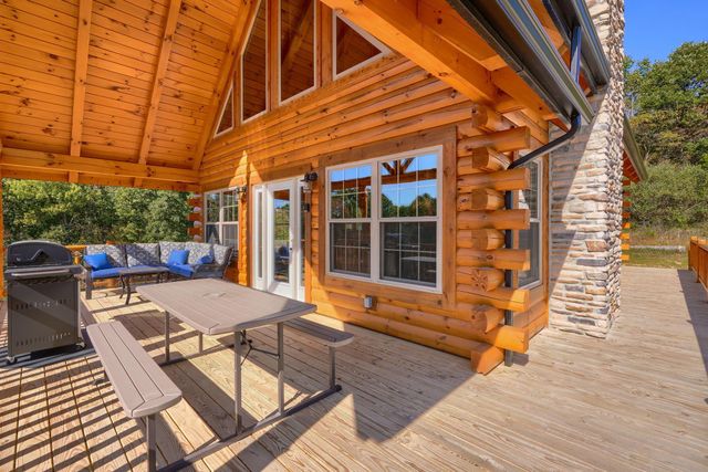 8301 Voris Road, Logan, OH 43138