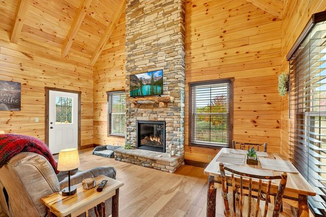 8301 Voris Road, Logan, OH 43138