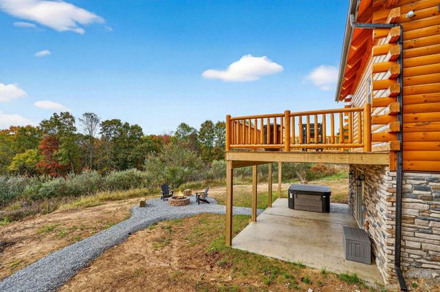 8301 Voris Road, Logan, OH 43138