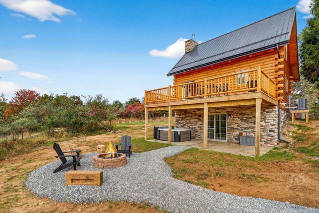 8301 Voris Road, Logan, OH 43138