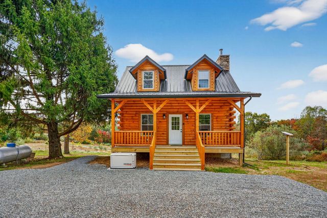 8301 Voris Road, Logan, OH 43138