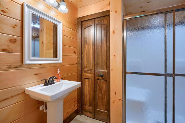 8301 Voris Road, Logan, OH 43138